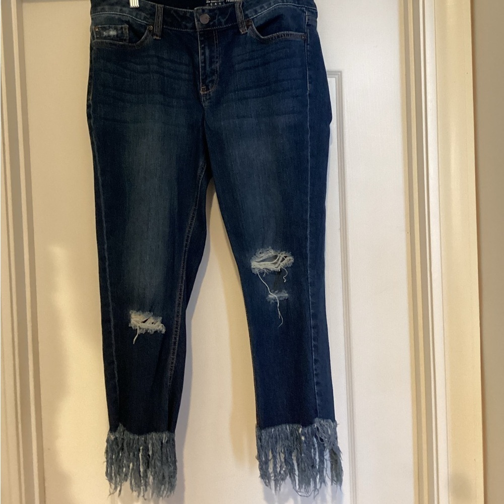 Classic Blue Straight Leg Jeans with Frayed Hem